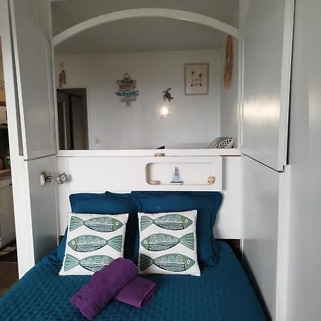 Joli Studio Vue Port * Hyères